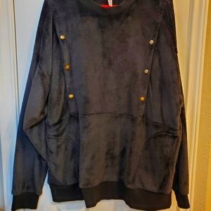 Latched Mama, size XL, black fleece snap pullover